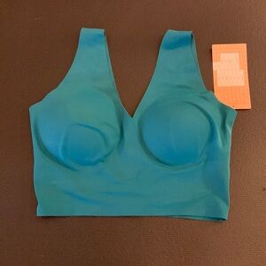 NWT True & Co V-Neck Bra-S